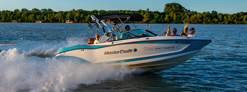 Motorboat rent on the Danube